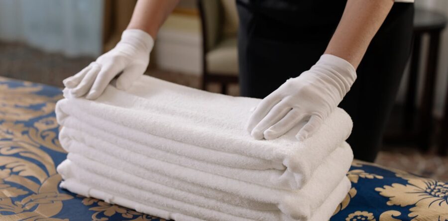 Modern Hospitality: Ensuring Seamless Service with the Right Hotel Laundry Equipment